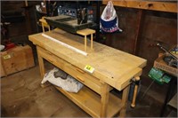 Wood working bench with shooting rest