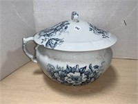 Blue and white chamber pot (lid has chip)