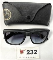 Sunglasses w/ Case - Ray Ban