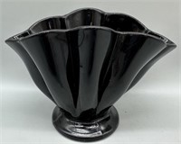 1928-1933 Fenton Black Fan Vase #847
