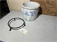 DECORATIVE PLANTER POT AND WROUGHT IRON PLANT