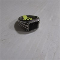 MENS STAINLESS STONE RING