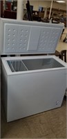 Frigidaire chest freezer
