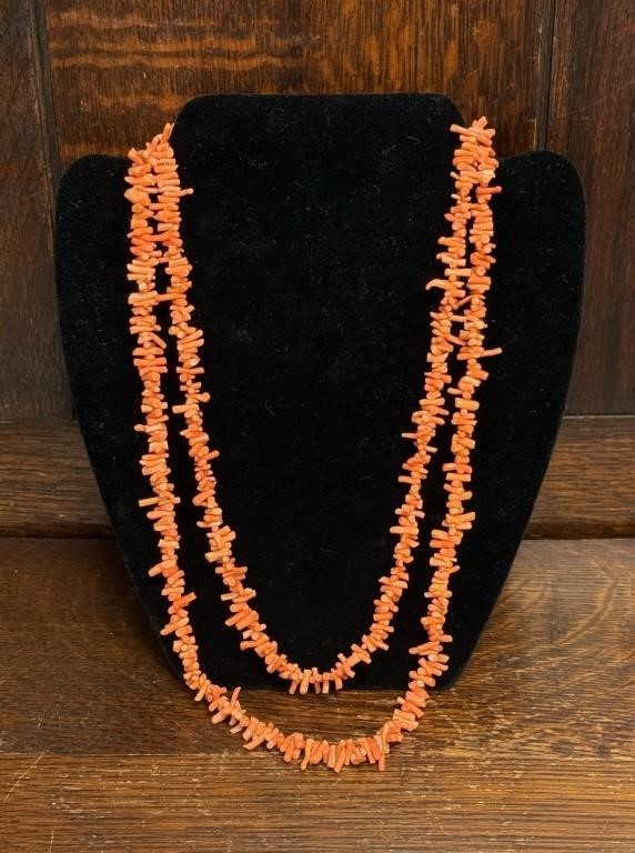 1950's Coral Strand Necklace