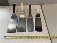 4 grill spatulas