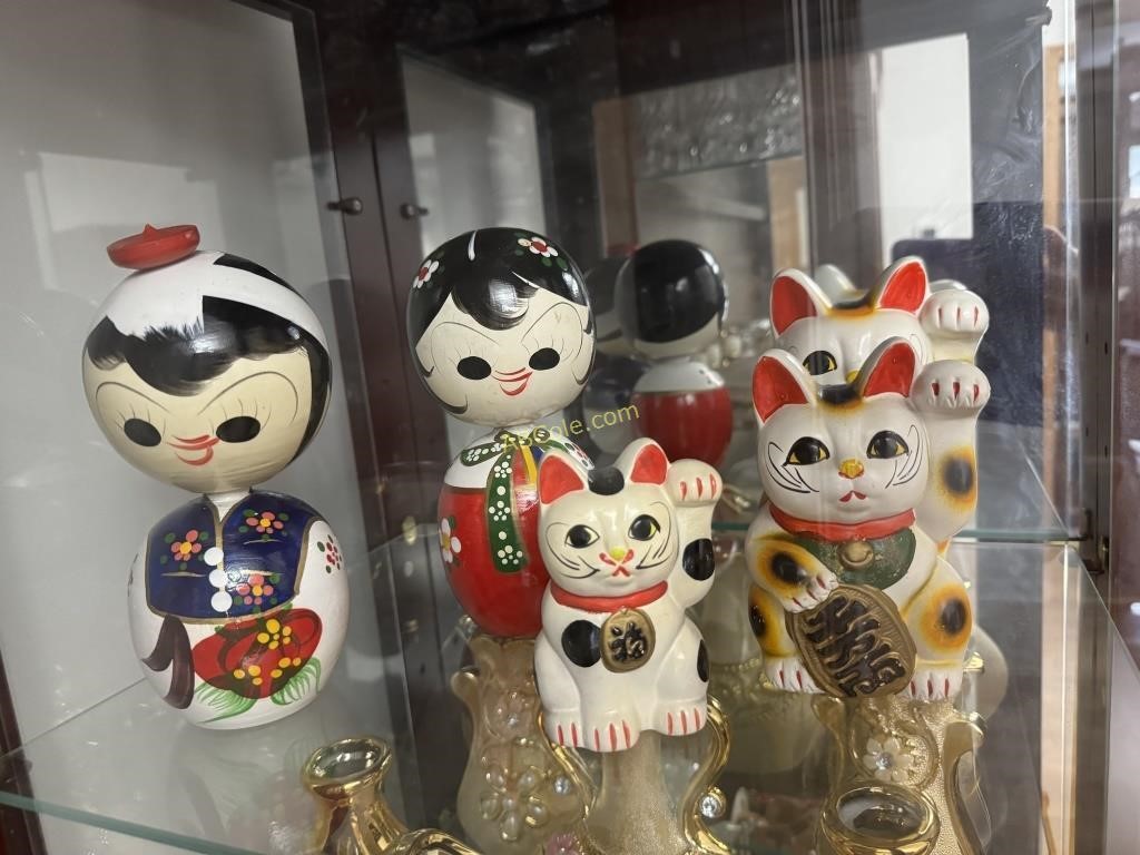 Vintage Japanese wooden bobble head figurines-