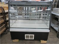 COLDMATIC 4' GLASS BOW FRONT REFRIGERATED CASE