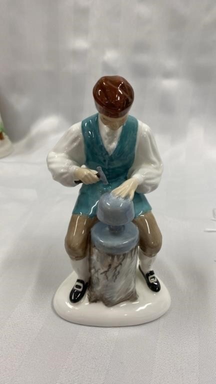 Royal Doulton figurine