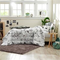 Fully Reversible Comforter in Nita (Twin/Twin XL)