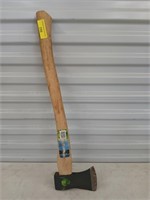 Groundworks 2 1/4 lb axe