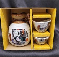 Sake set with carafe/tokkuri and 2 cups/ochoko.