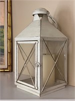 Home decor lantern w candle