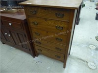 Vintage chest of drawers