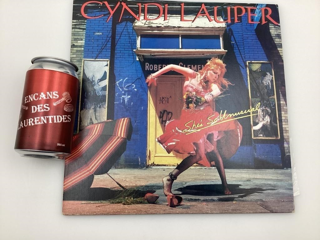 Vinyle 33 tours / RPM Cindy Lauper, She's so