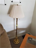 2-LIGHT BRASS POLE LAMP