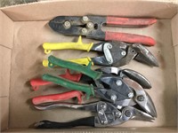 Box lot of tin snips