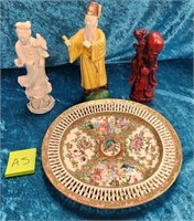 11 - LOT OF 3 FIGURINES & PLATE (A5)
