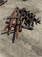 3-PT POST HOLE DIGGER, FRAME FOR ANOTHER DIGGER