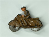 MANOIL LEAD WWI SOLDIER ON MOTORCYCLE