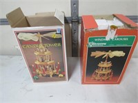 2 wooden christmas items