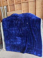 Large Plush Blue Blanket (6'x7')