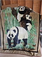 Soft Plush Panda Blanket (8'x6')