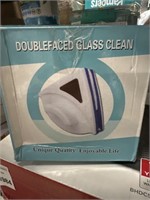 DOUBLEFACED GLASS CLEAN (SIGNS OF USE)