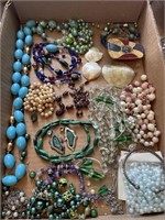 Amber, pearl, beaded necklaces and repair pieces