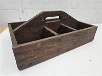 Primitive Wood Tote10 x 16 x 7" high