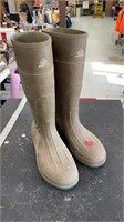 Northerner mud boots size unknown