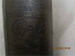 Antique Fire extingusher PYRENE Brass Copper