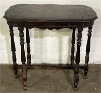(H) Vintage Carved Sofa Table 32” x 19” x 29”