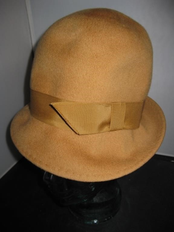 Vintage 100% Wool Ritz Womens Hat