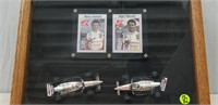 FRAMED VTG F1 CARS & 2 SIGNED TRADING CARDS NO COA