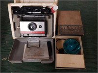 Vintage Polaroid 220 Land Camera & Flash