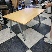 Adjustable Kids Workstation