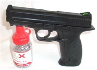 Smith and Wesson BB CO2 hand gun.