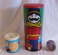 Tins & clown w/ Pringles.