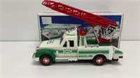 HESS rescue truck, like new, w/box and 18