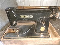 Sewing Machine Emerson Super Deluxe