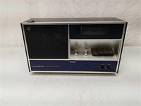 Vintage Panasonic Radio. Works.