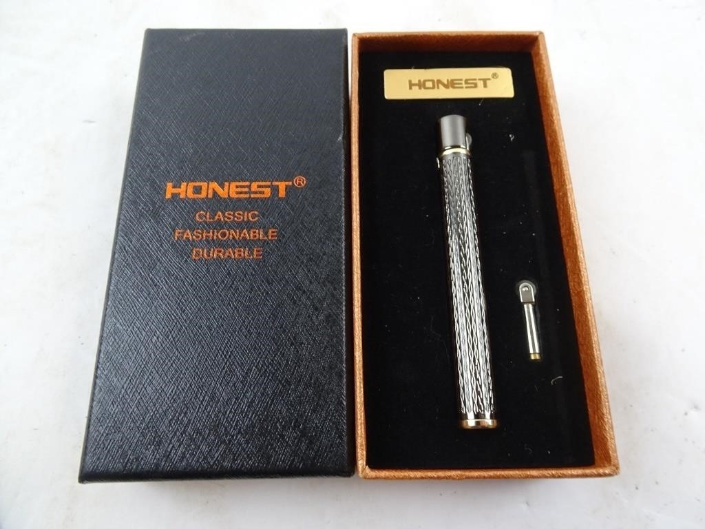 Honest Brand Classic Fashion Stick Pocket Lighter