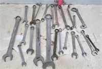 Box of 23 Wrenches - Many Sizes