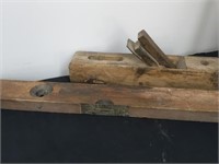 Antique level and planer