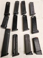 P - LOT OF 12 AMMO MAGS (C67)