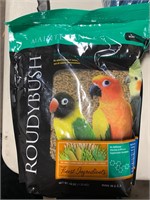Daily maintenance bird food