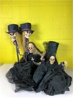 Spooky Skulls & Skeletons Halloween Décor