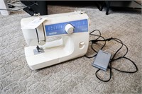 Brother Sewing Machine w/Foot Pedal