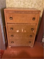 Veneer 4 drawer dresser