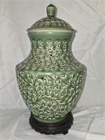 Beautiful Green Ceramic Lamp with Lid